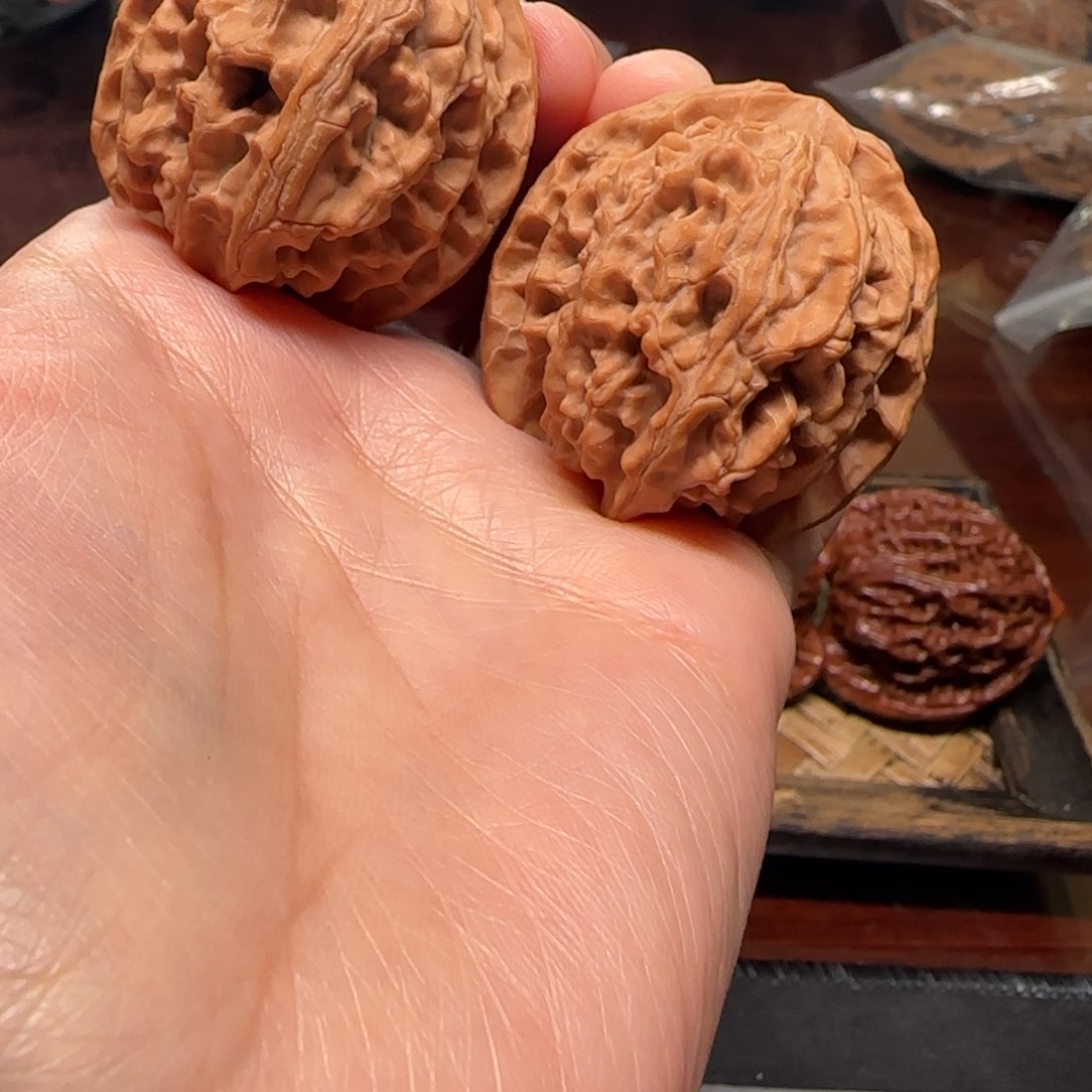 文玩核桃吊坠山地虎38-7