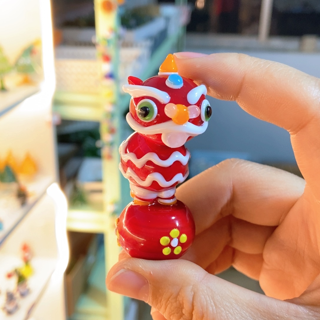 琉璃手工艺品醒狮