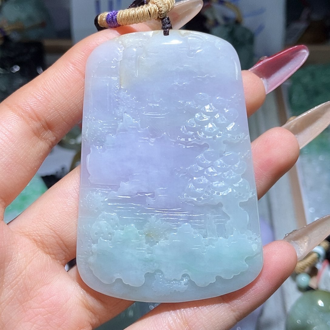 翡翠颈饰未镶嵌天然