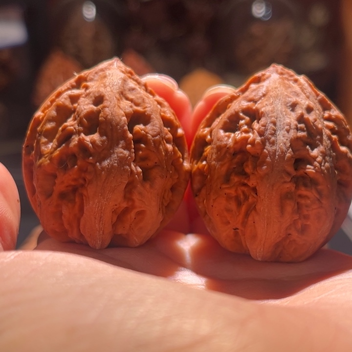 文玩核桃吊坠大肚草莓28