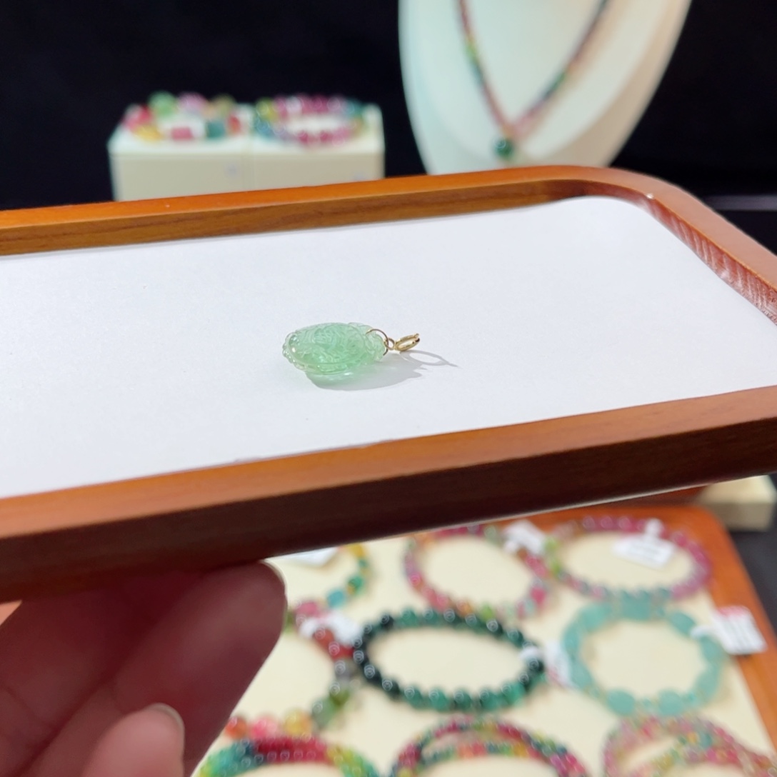 碧玺吊坠(不含链)18K金镶嵌吊坠