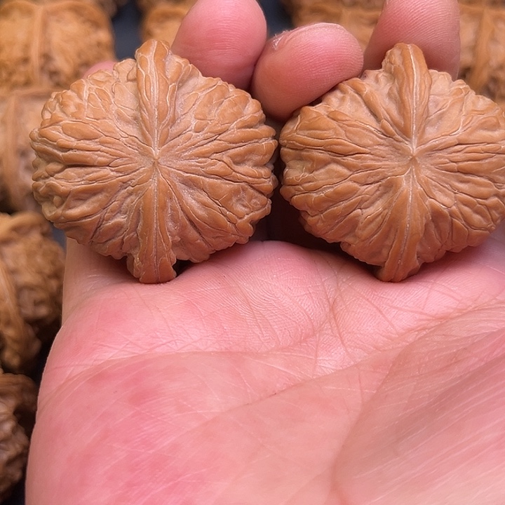 文玩核桃吊坠三****妹我想要