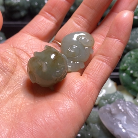 未镶嵌和田玉（糖玉）珠宝奇石