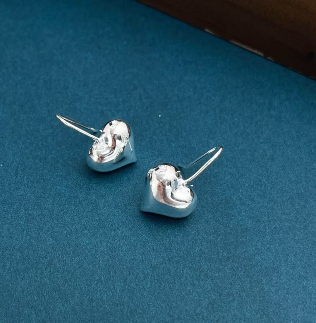 足银耳饰 足银爱心耳饰手工小众耳环耳钉ins风气质简约光面银色