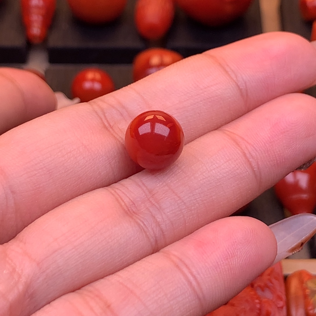 南红玛瑙未镶嵌川料原矿高品圆珠10mm