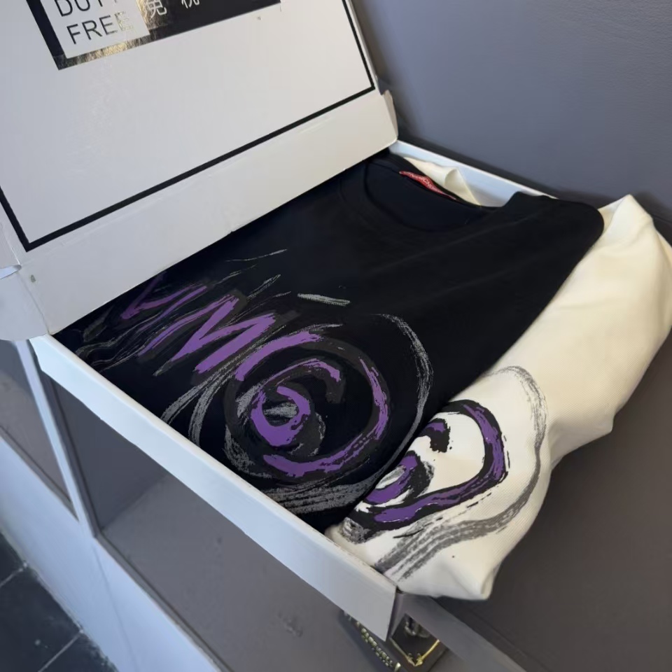 【MM6】春夏季休闲轻奢时尚短袖男女同款