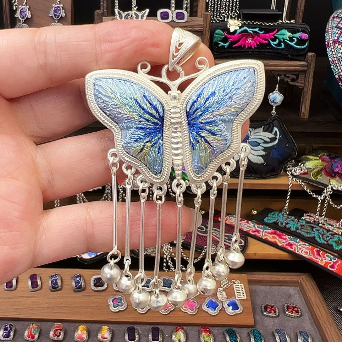 @***@织绣手工刺绣工艺品