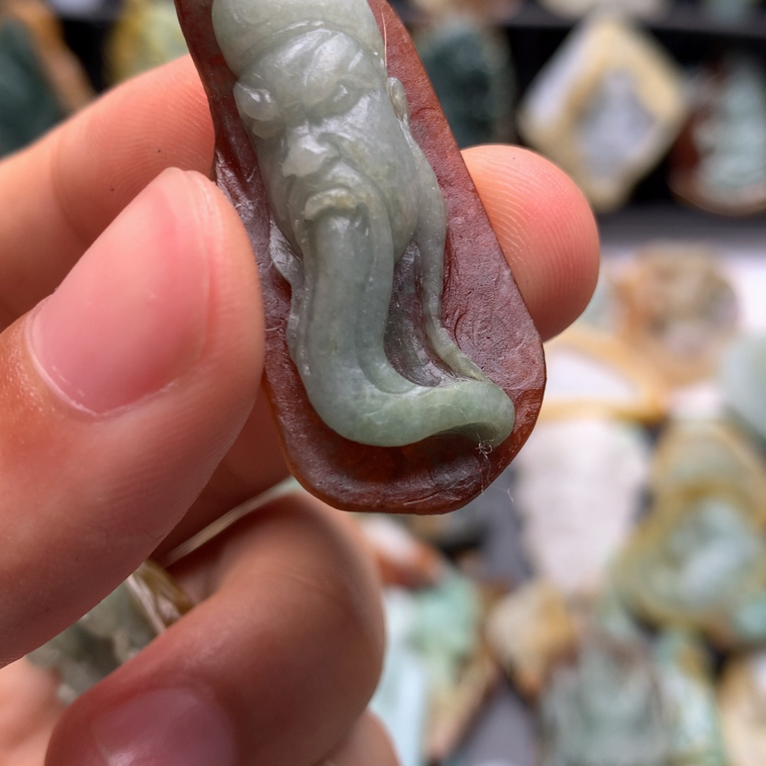 定制翡翠未镶嵌翡翠