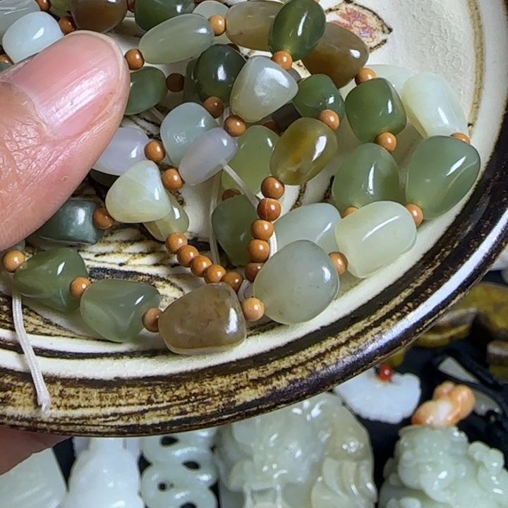 瓷片新*新号开播瓷器盘子