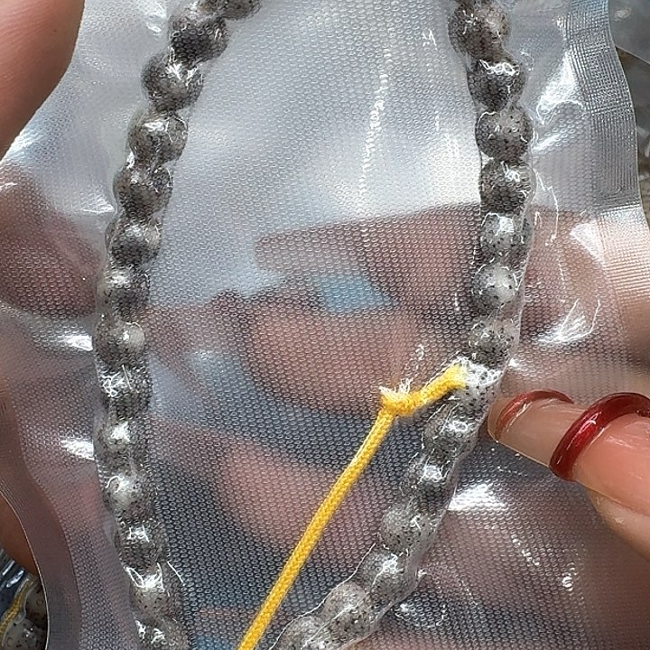 星月菩提手串572高端黑灰星月菩提0.7圆手持