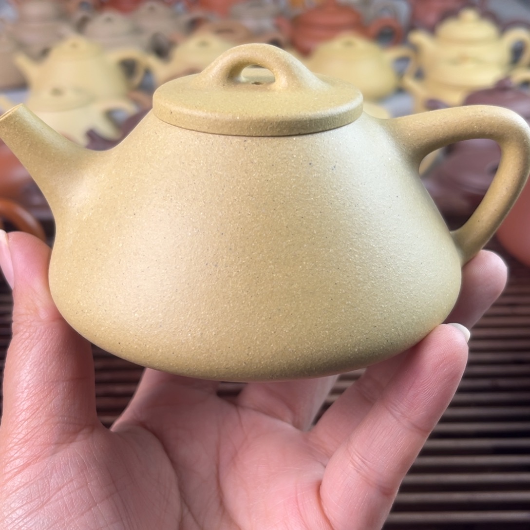 紫砂茶壶紫砂………………