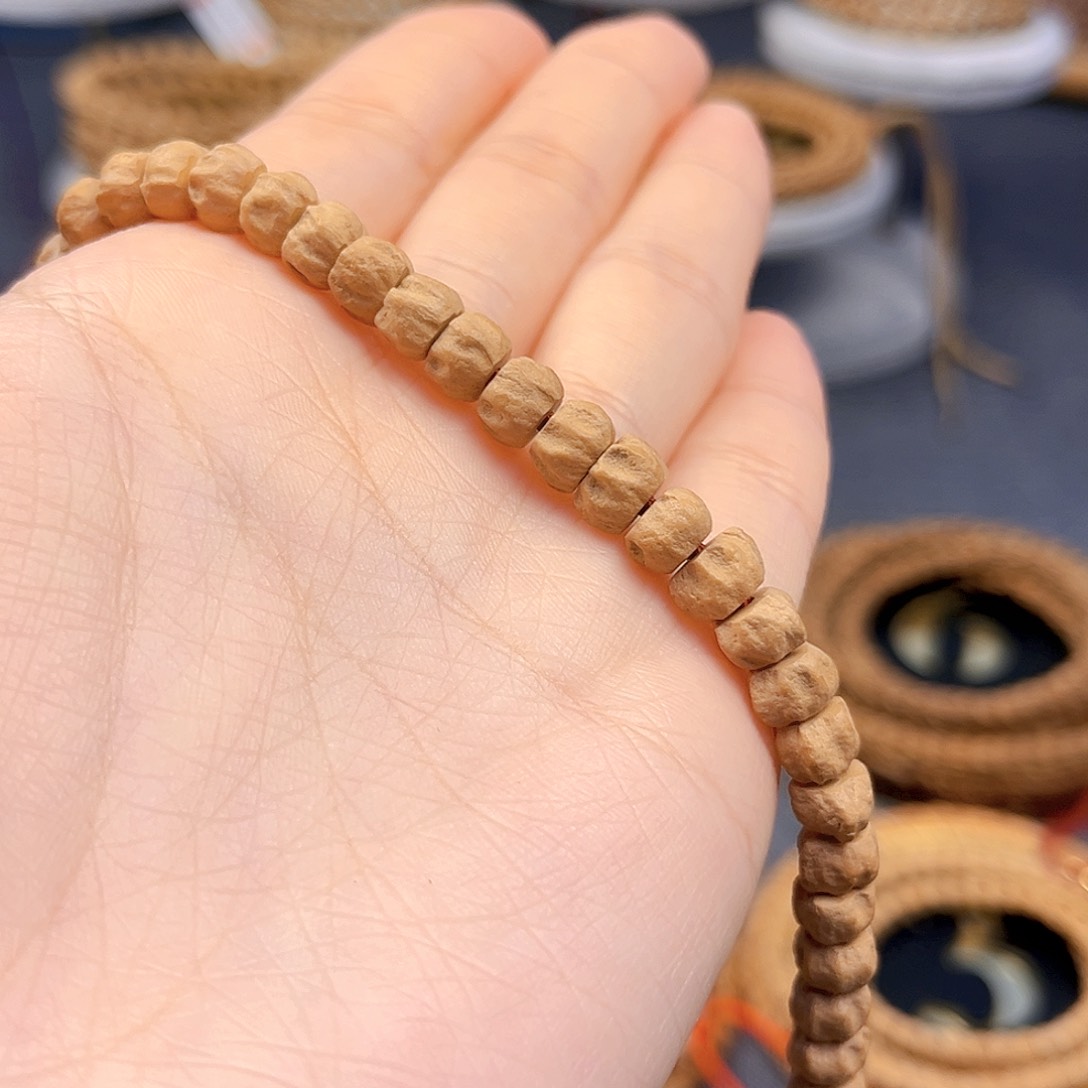 柏香籽/百香籽吊坠大*戈