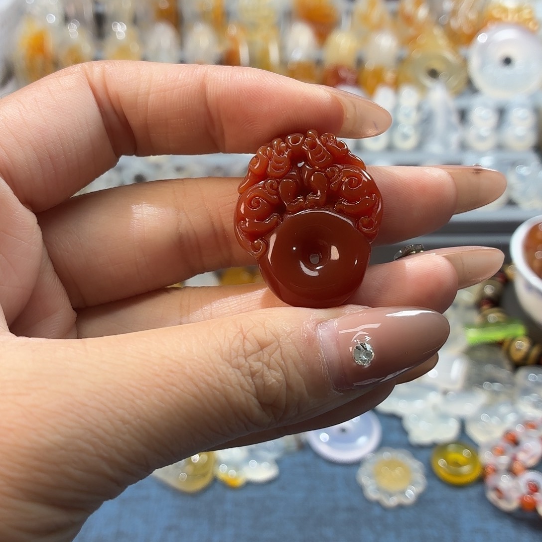 玛瑙/玉髓未镶嵌颈饰