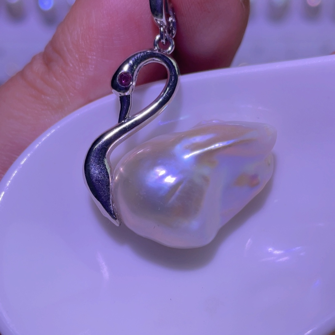 银S925镶嵌淡水珍珠天然淡水珍珠吊坠