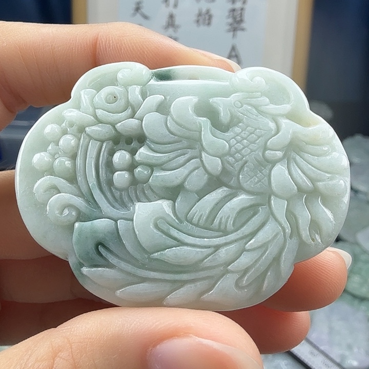 翡翠未镶嵌颈饰翡翠
