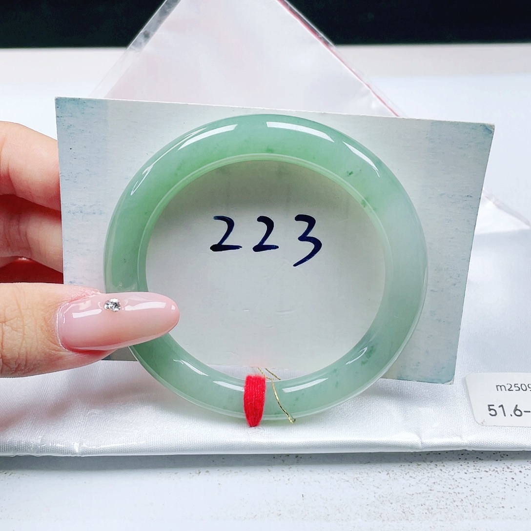 翡翠未镶嵌手镯 圆条51+