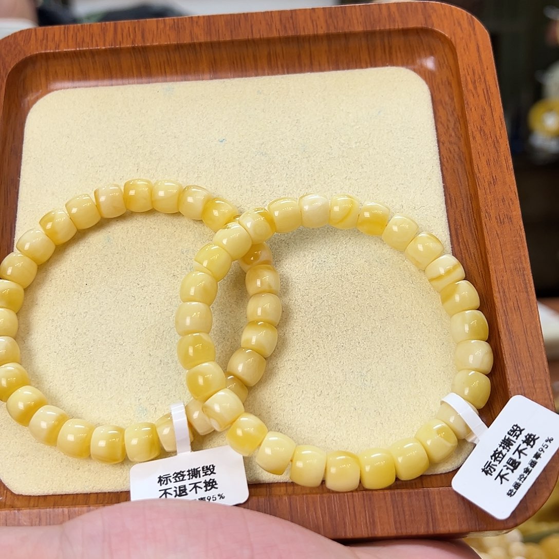 琥珀珠宝奇石未镶嵌多样性发其一