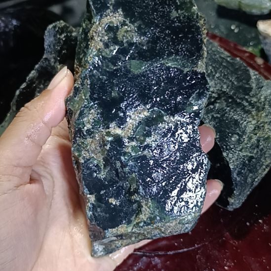 蛇纹石玉合金珠宝奇石