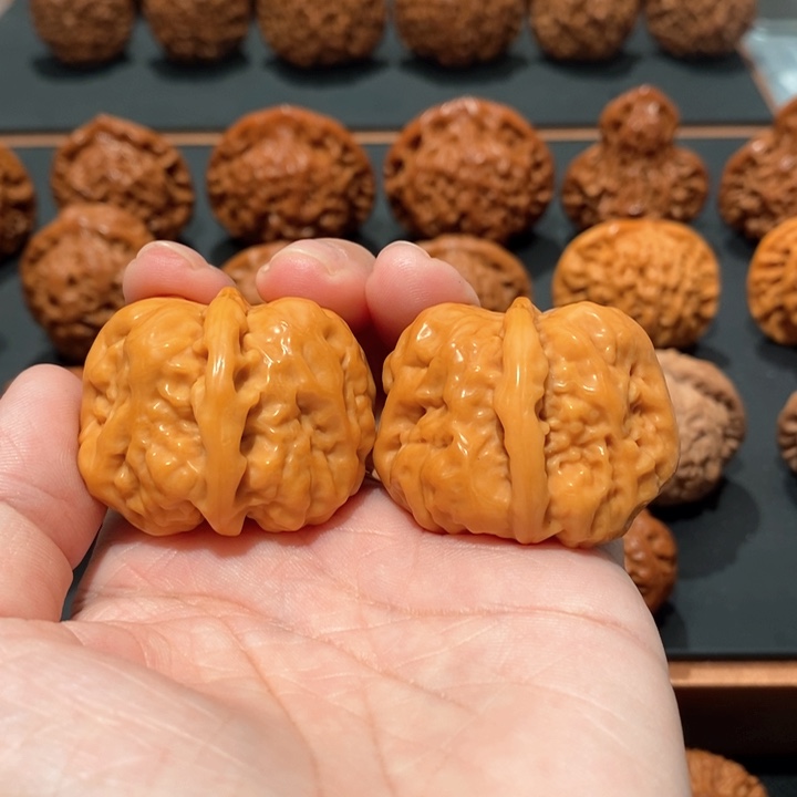 文玩核桃吊坠蛤蟆836