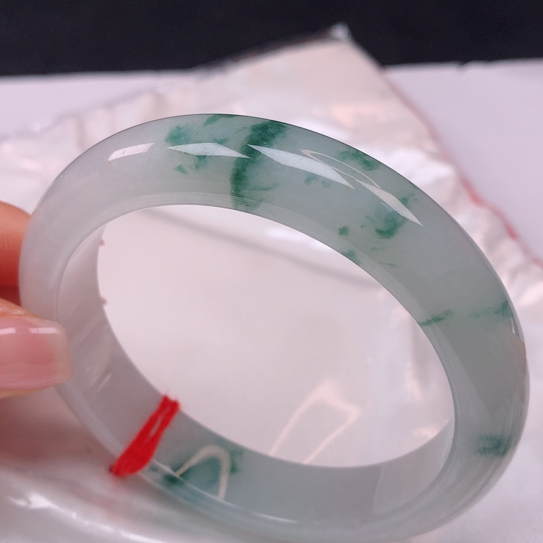 【闪购商品】未镶嵌手镯翡翠57翡翠手镯