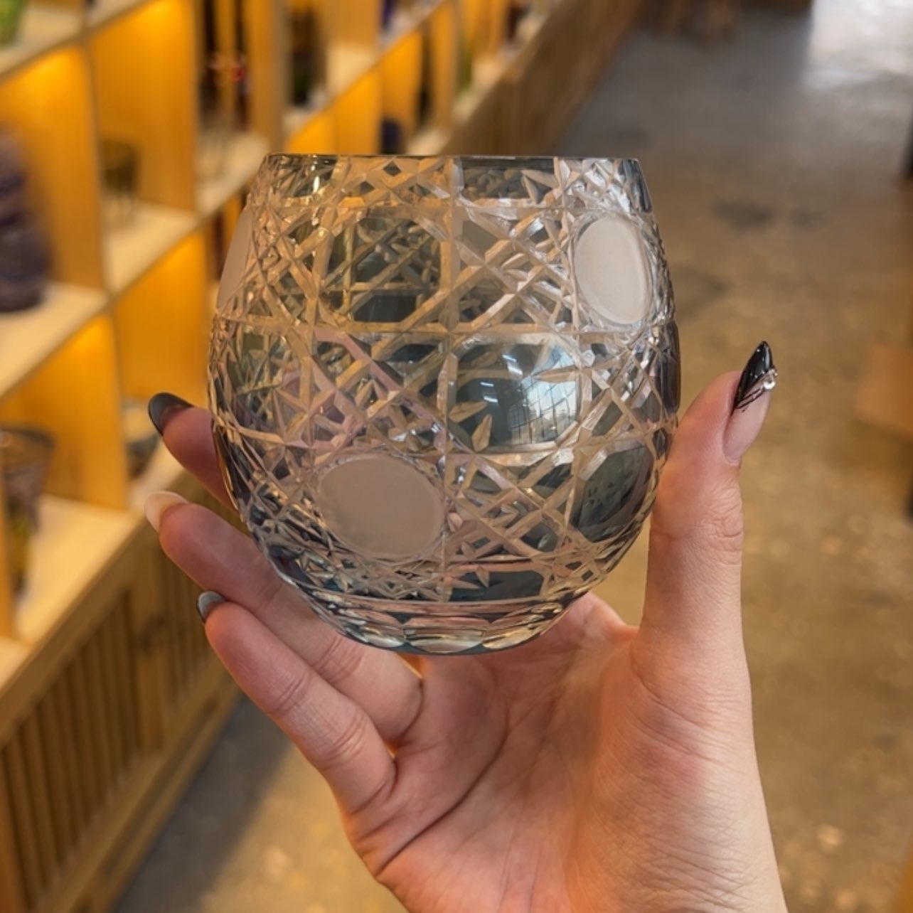 【闪购商品】如图一个，微瑕高货