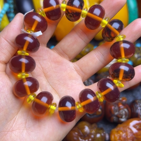 琥珀未镶嵌手链蜜蜡