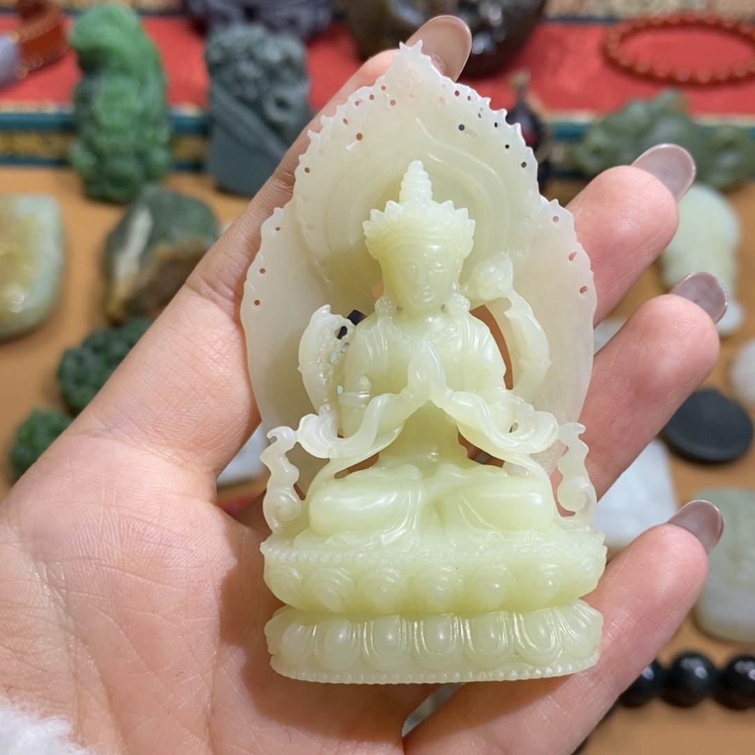 和田玉颈饰未镶嵌奇**克