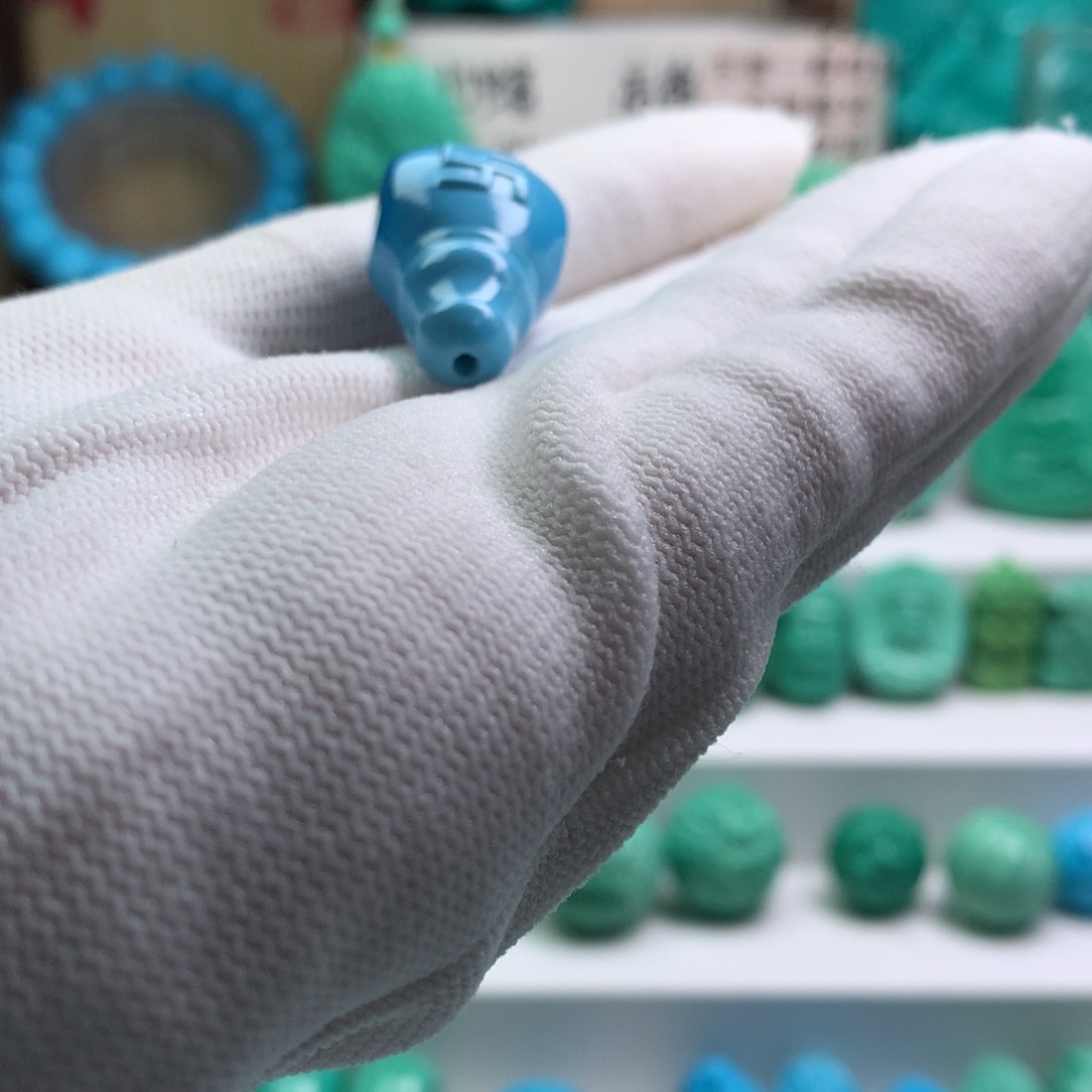 湖北批发精挑绿色矿原创手串108 以介绍为准