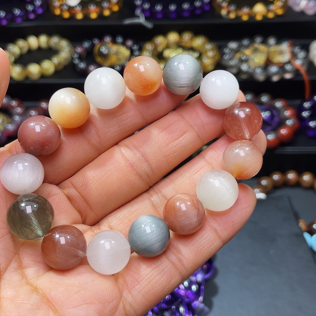 水晶手链未镶嵌彩兔毛