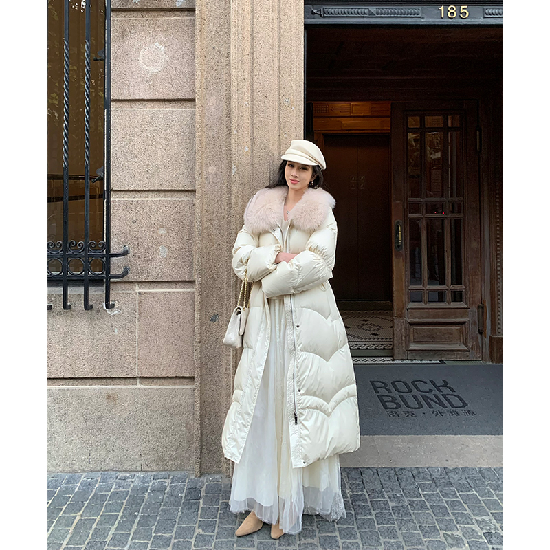 by onion 【塞拉菲娜】狐狸毛领90白鸭绒羽绒服