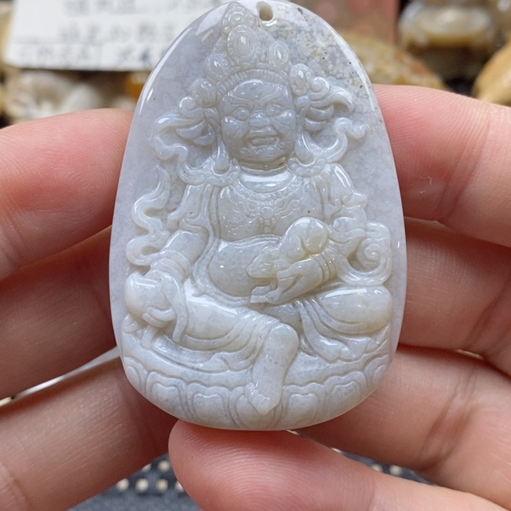 硅化珊瑚（珊瑚玉）颈饰未镶嵌