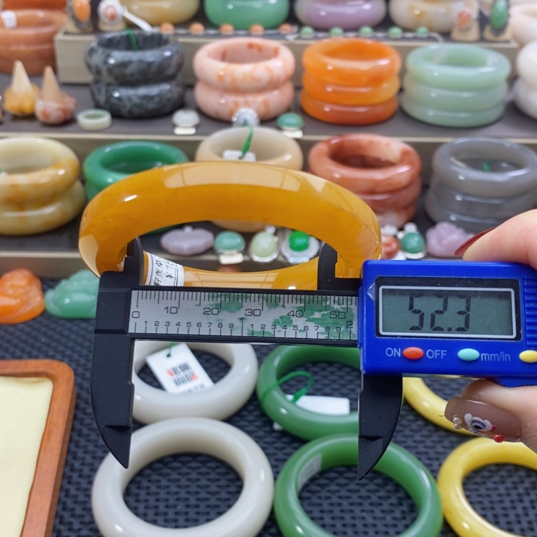 石英质玉手链未镶嵌