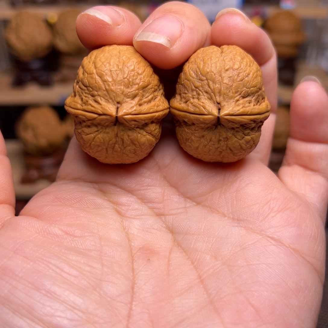 把件文玩核桃10w小龙珠34尺