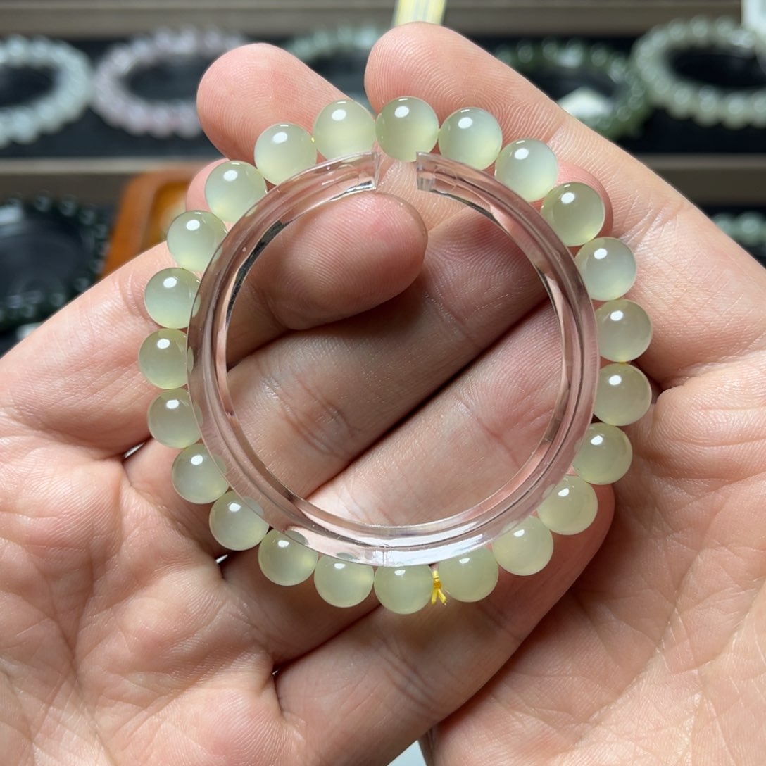 和田玉手链未镶嵌