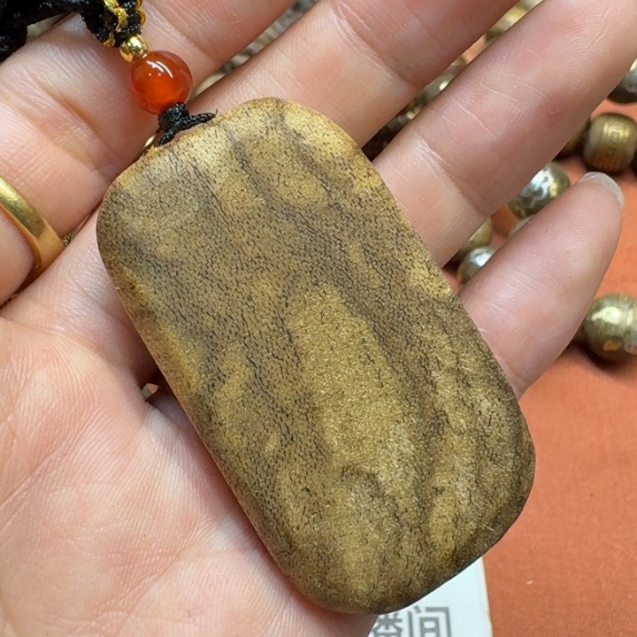 大叶紫檀（黑酸枝木类）