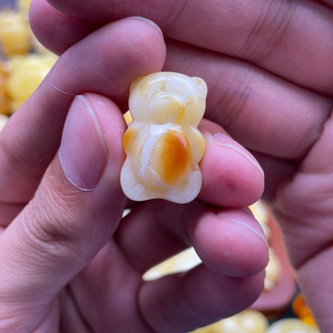 琥珀未镶嵌裸石蜜蜡