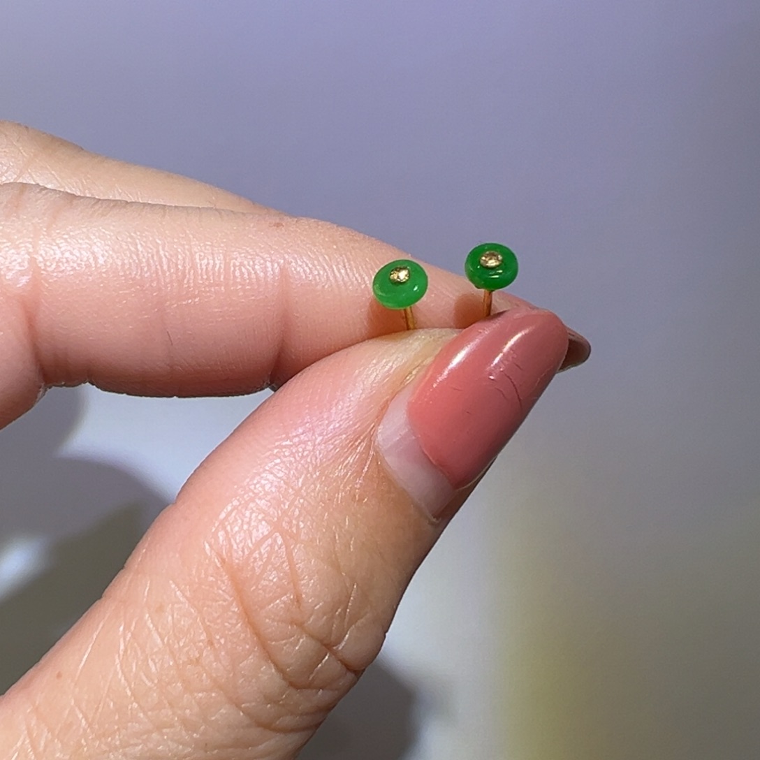 翡翠颈饰18K金镶嵌耳钉