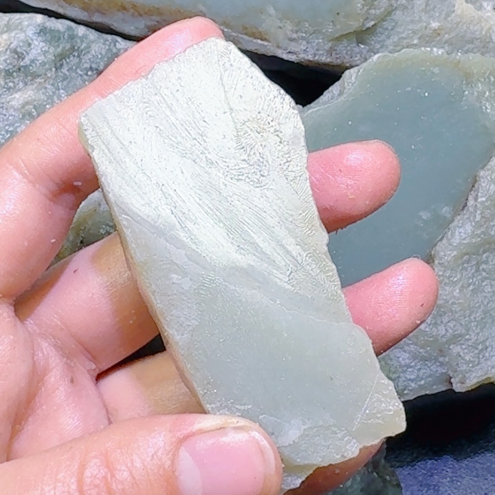 和田玉未镶嵌珠宝半成品