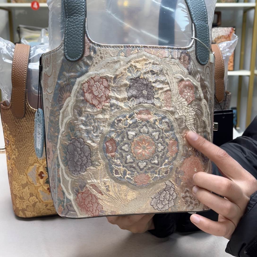 织绣直播间浮力大漏