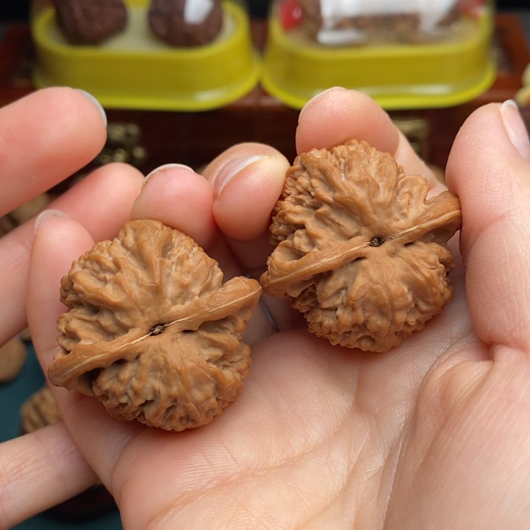 吊坠文玩核桃38蚂蚁沟全