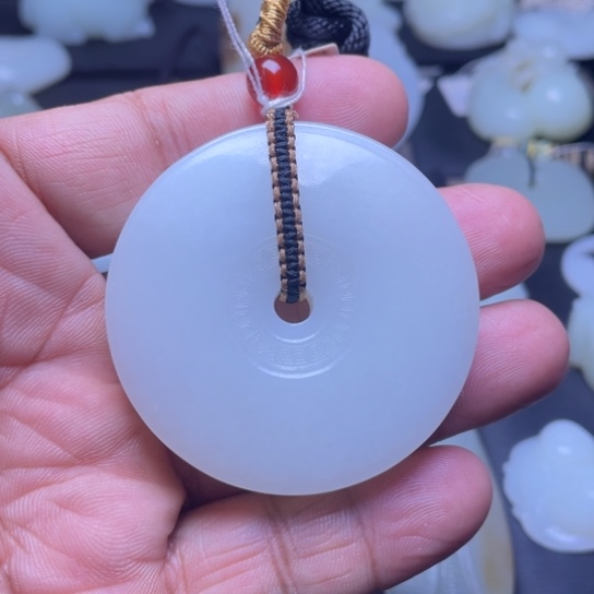 未镶嵌和田玉挂件