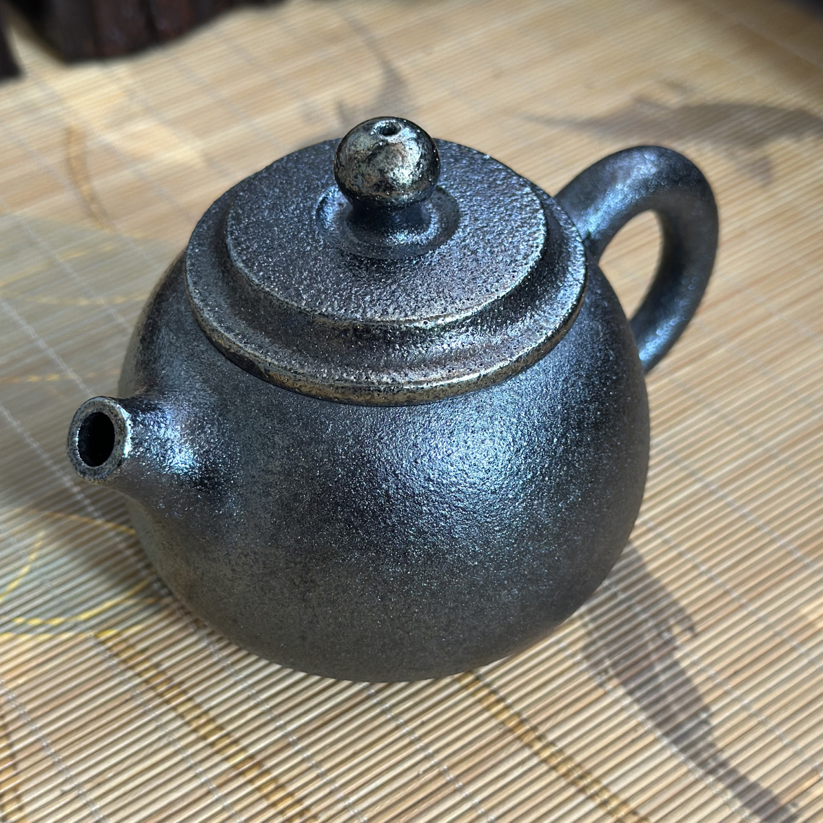 云南建水紫陶柴烧壶