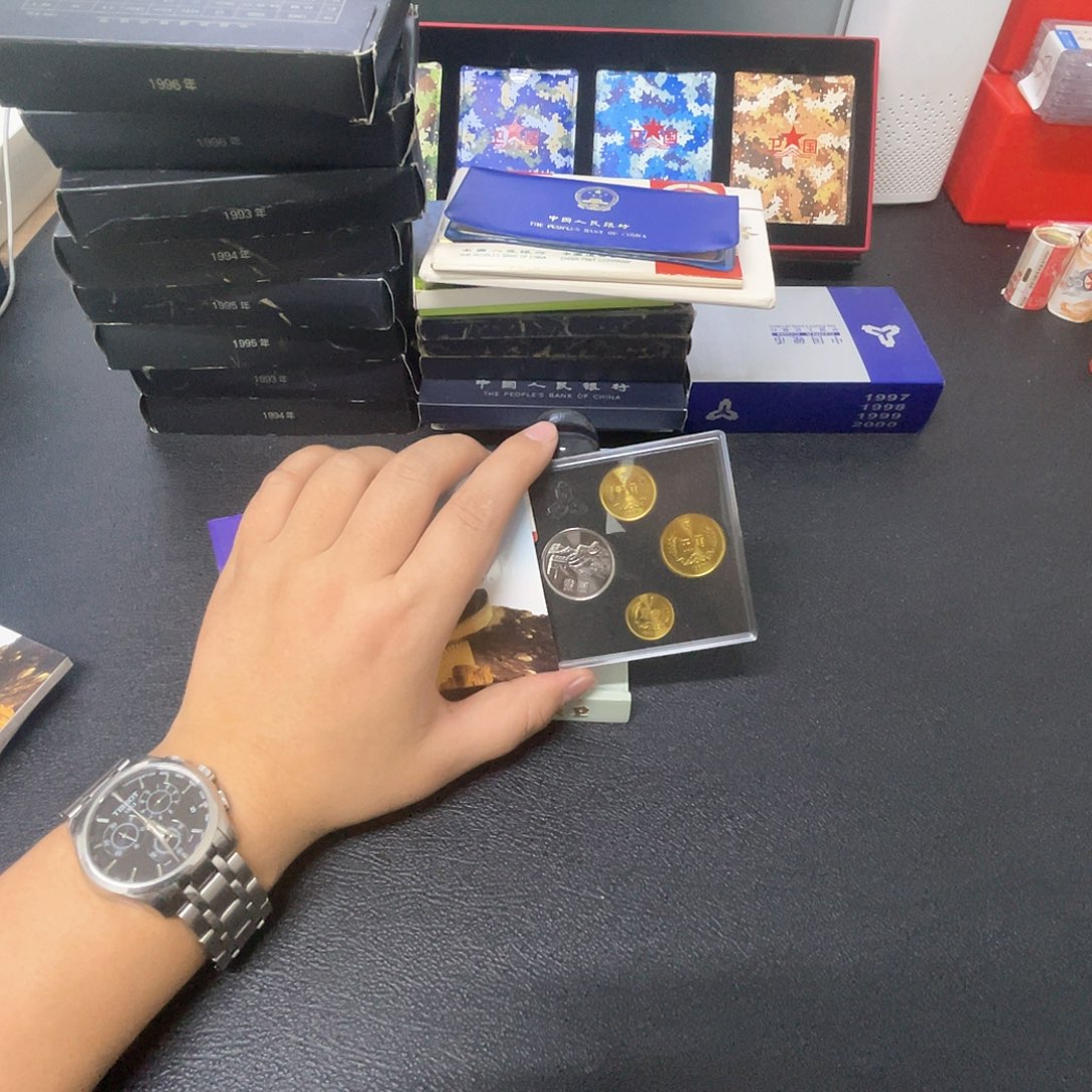 其他普通金属80长成币套装装