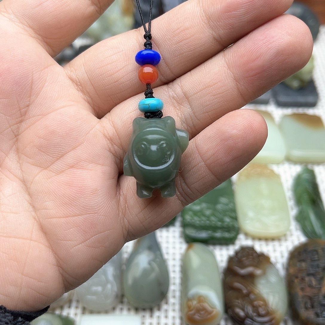 和田玉挂件未镶嵌