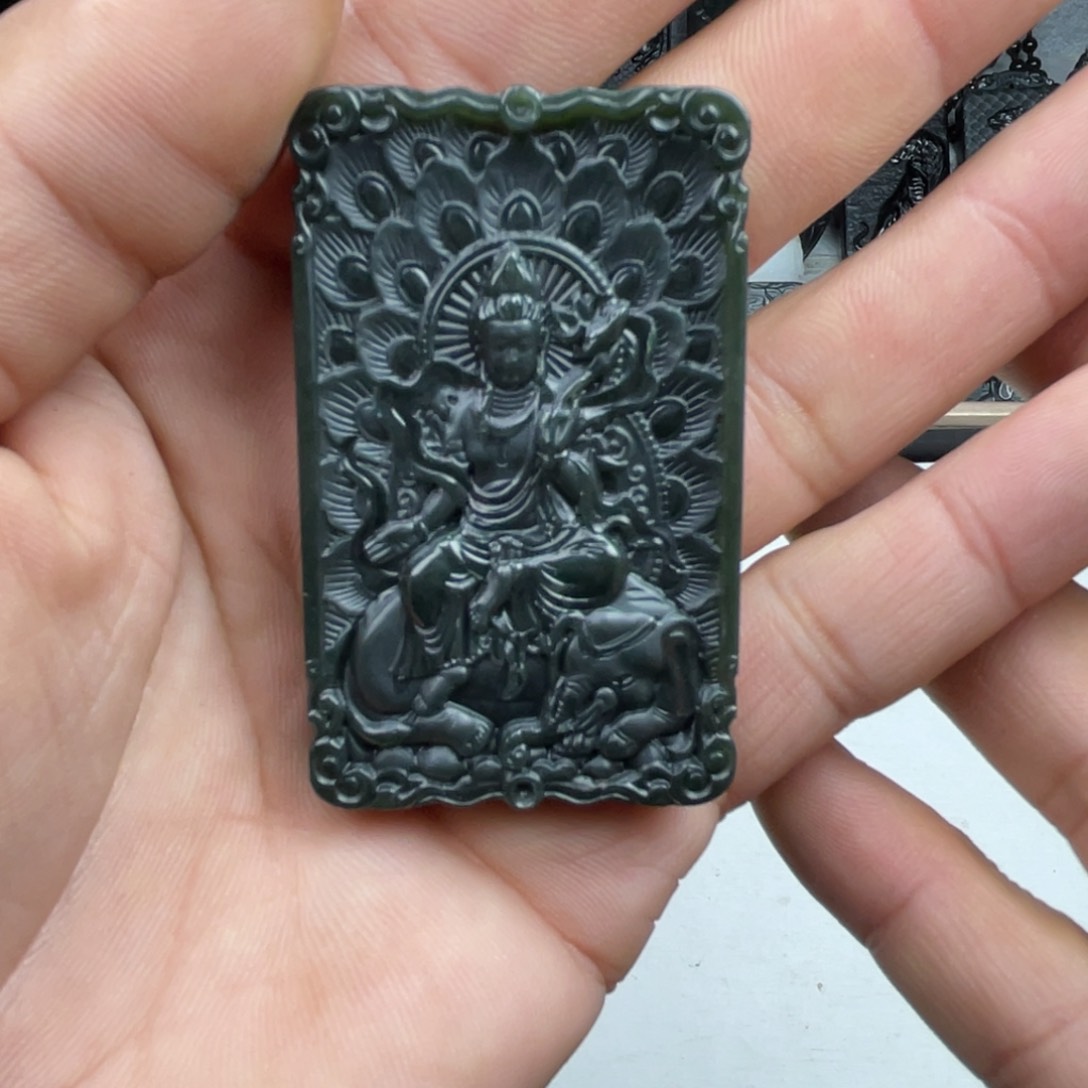 颈饰未镶嵌和田玉渔***生