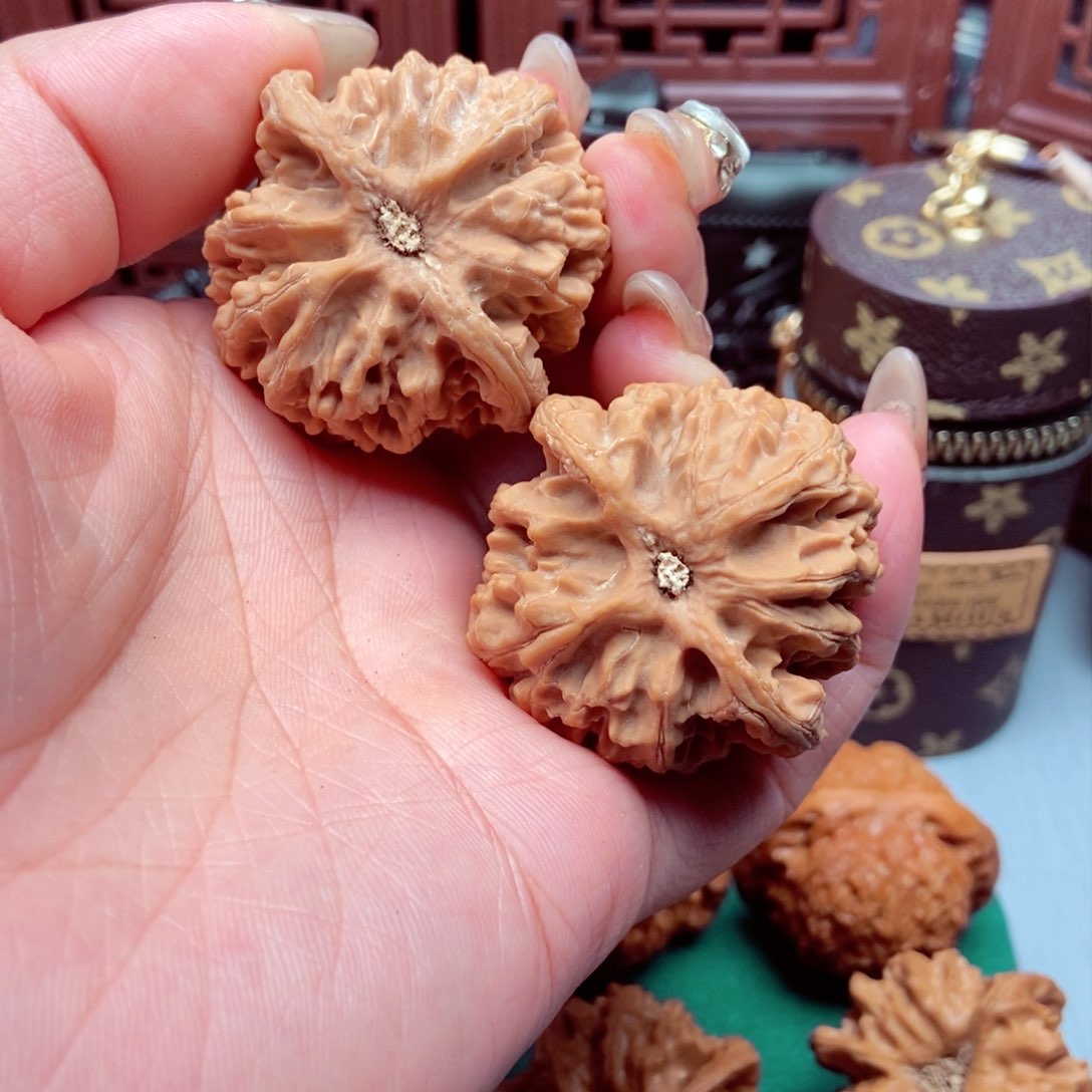 文玩核桃吊坠公*苹果42