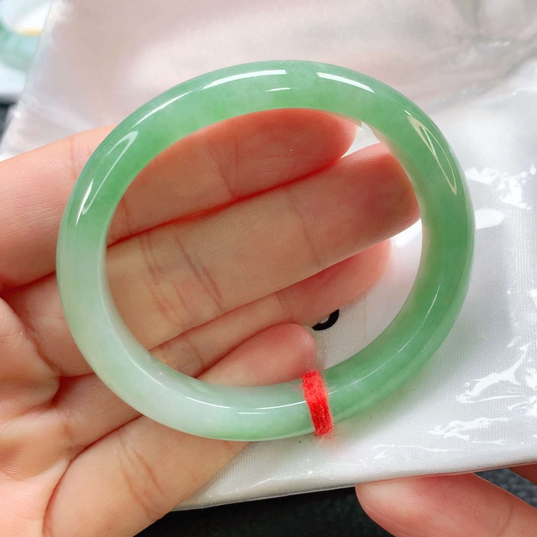 未镶嵌手镯翡翠51贵妃