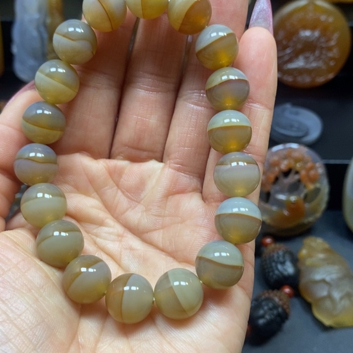 玛瑙/玉髓未镶嵌套链手串