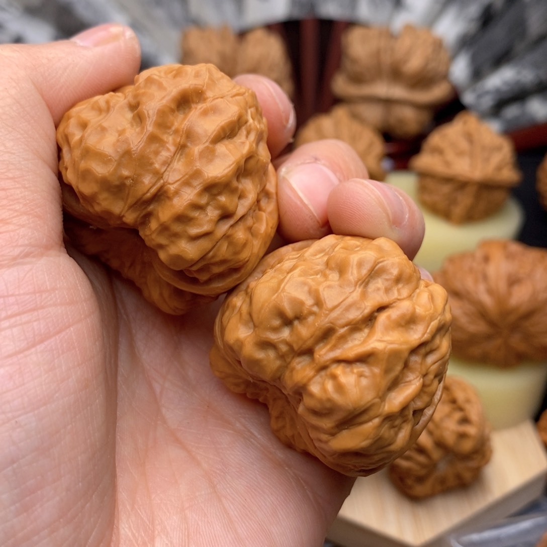 文玩核桃吊坠36蛤蟆头打底