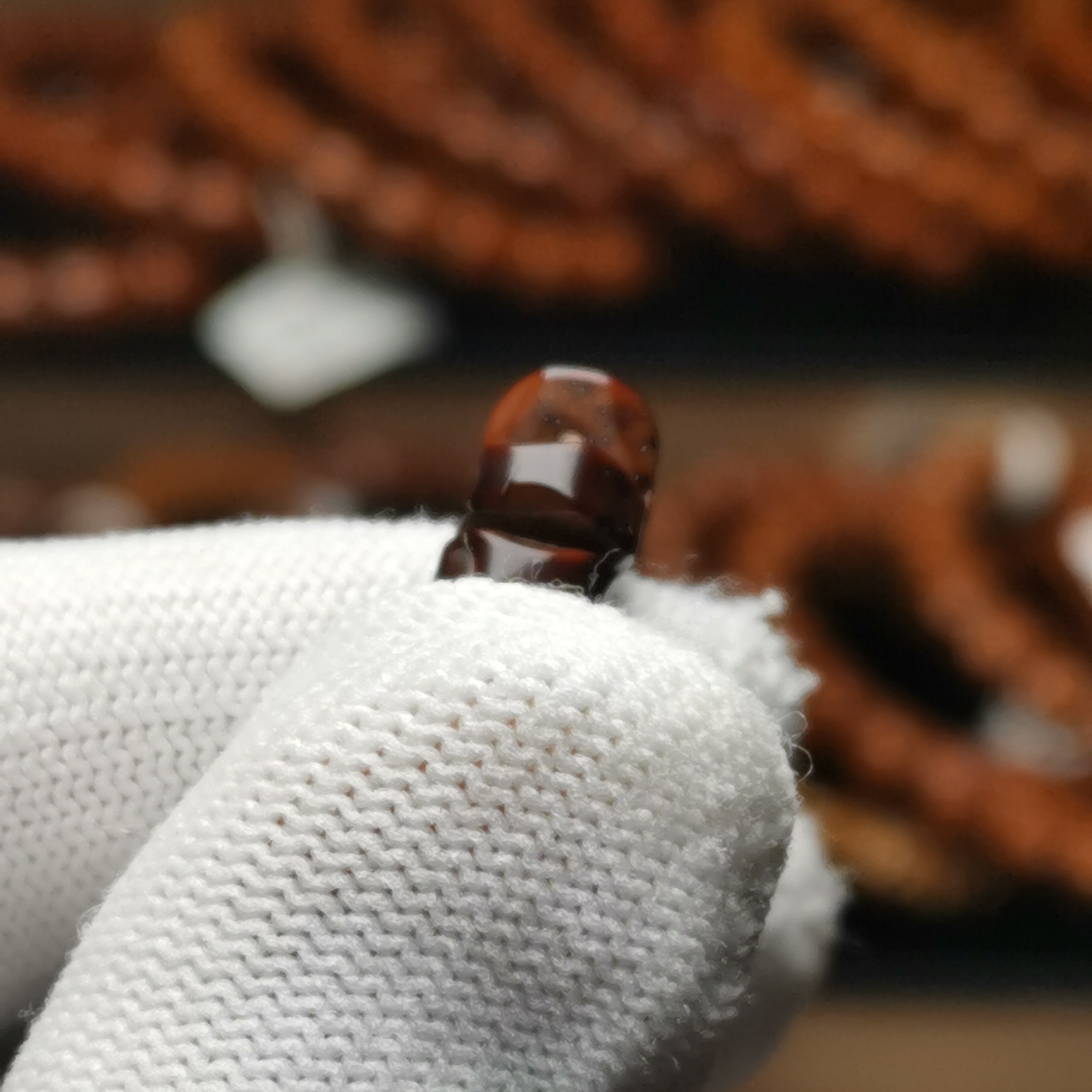 紫金鼠7*4药片无相单圈手串 红皮料 精品